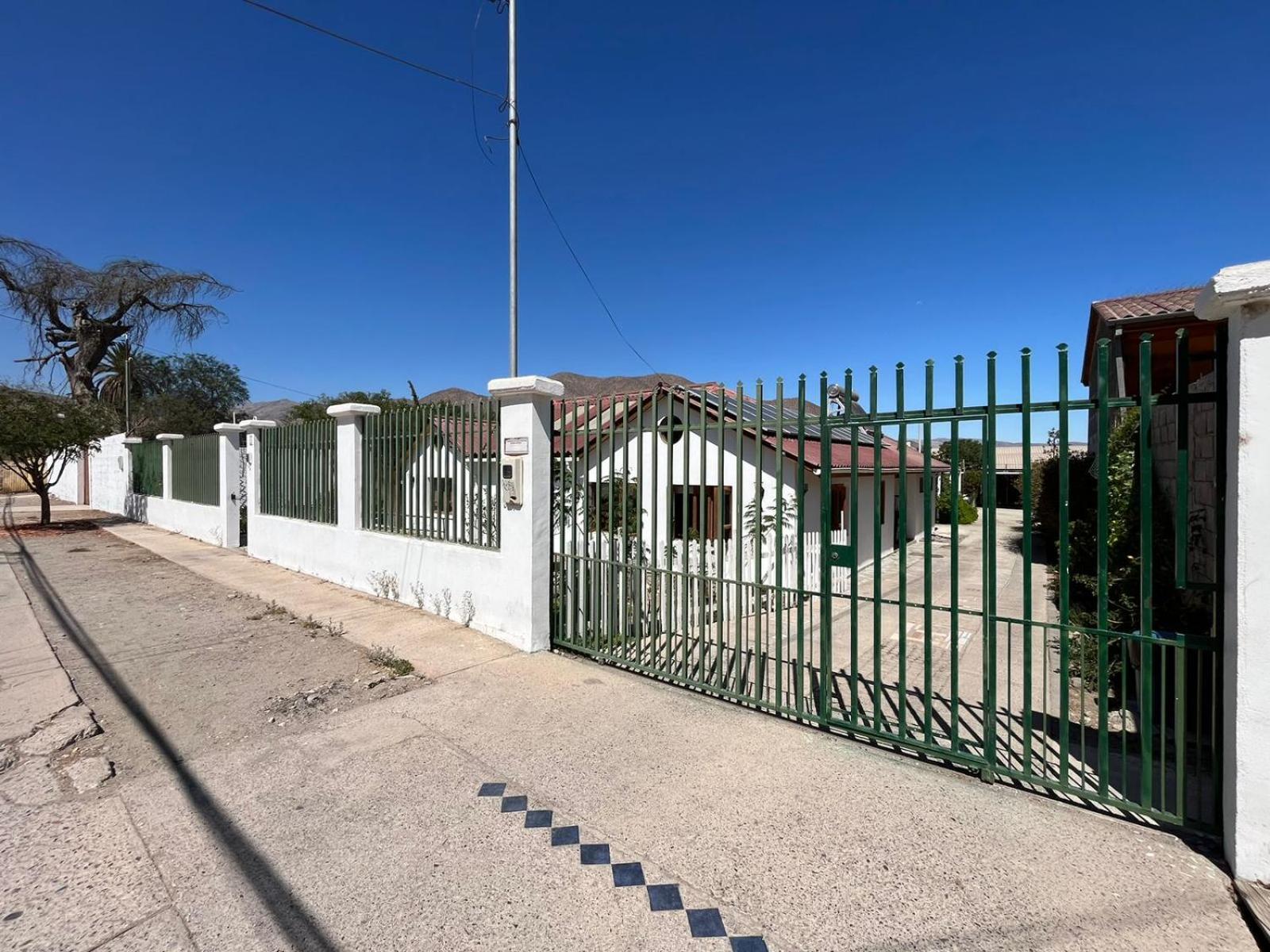 Hostal Casa 95 Vicuña Zewnętrze zdjęcie